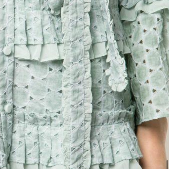 ALEXIS - Picture 3 of 7